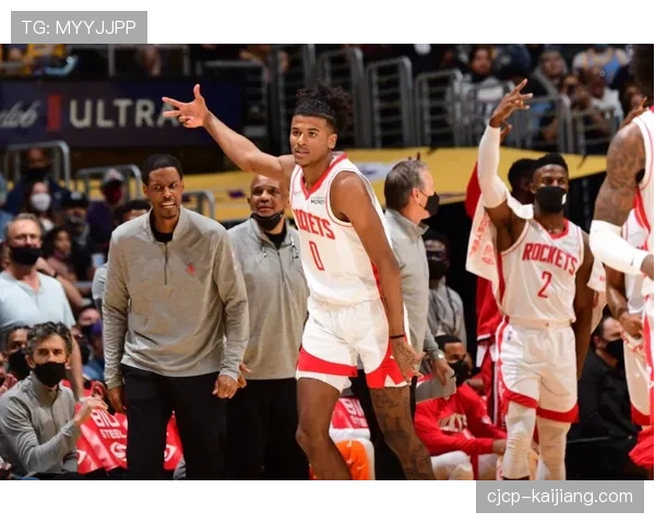 现代篮球战术迎来新融合 全能型球员成为争冠基石 现代篮球战术迎来新融合 全能型球员成为争冠基石